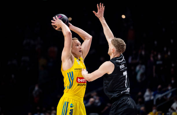 稳健不同 稳健不同